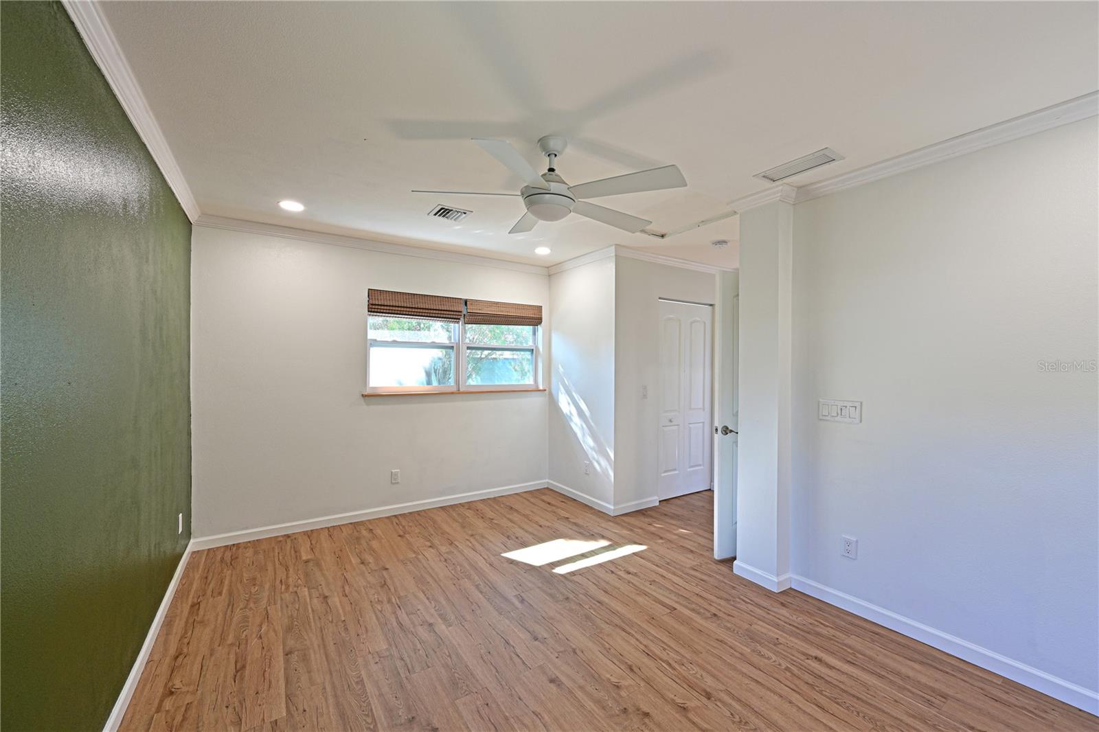 Image 18 of 29 For 1712 63rd Avenue W