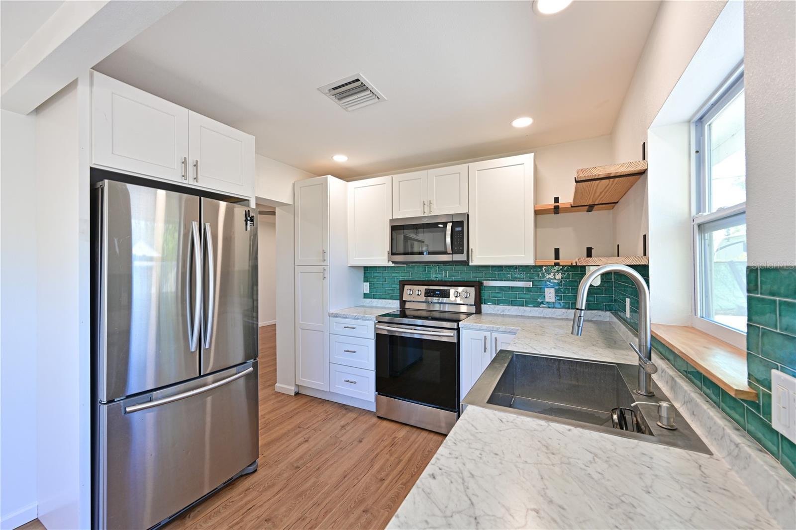 Image 8 of 29 For 1712 63rd Avenue W