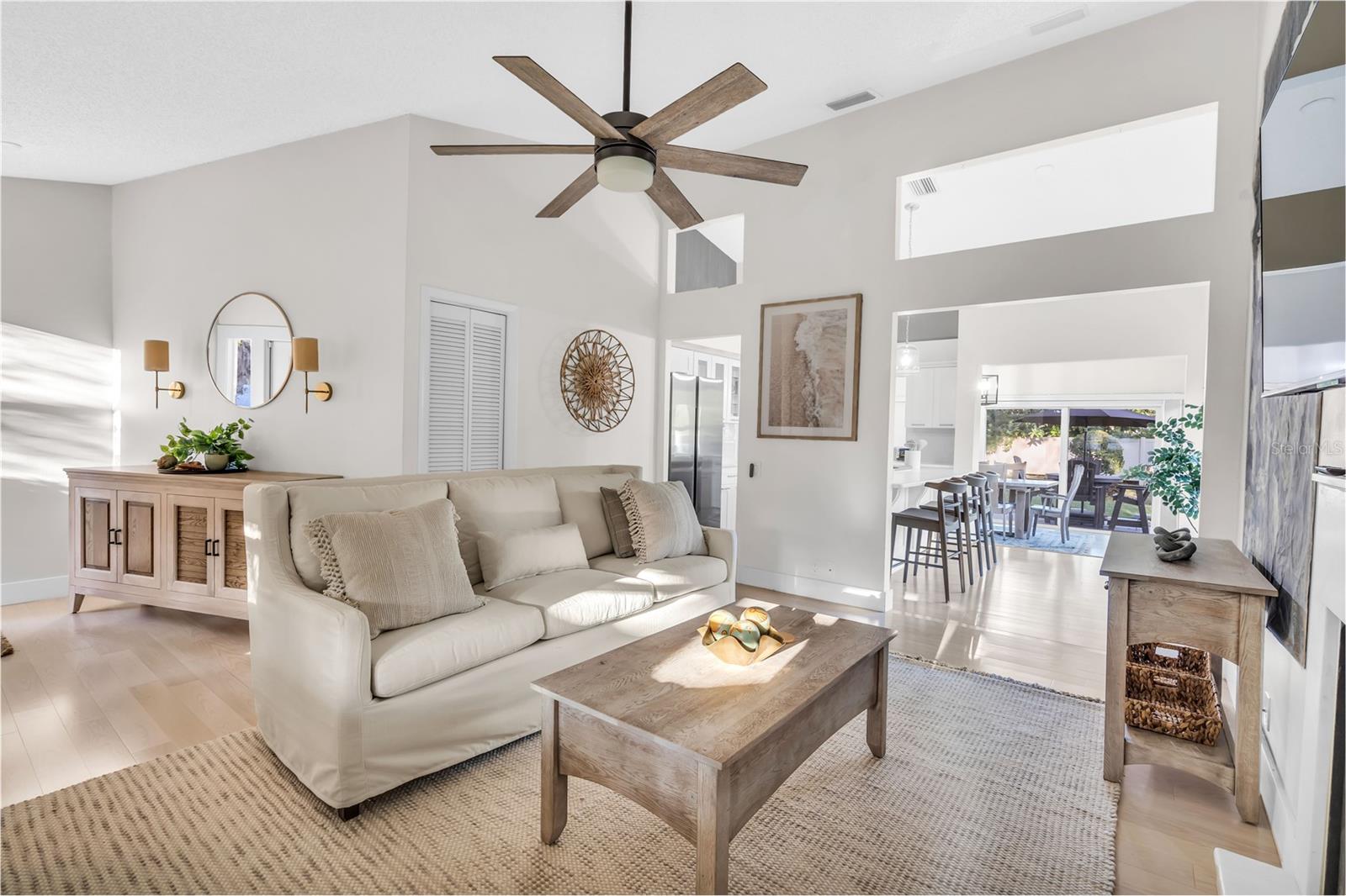 Image 25 of 53 For 1046 Greystone Lane