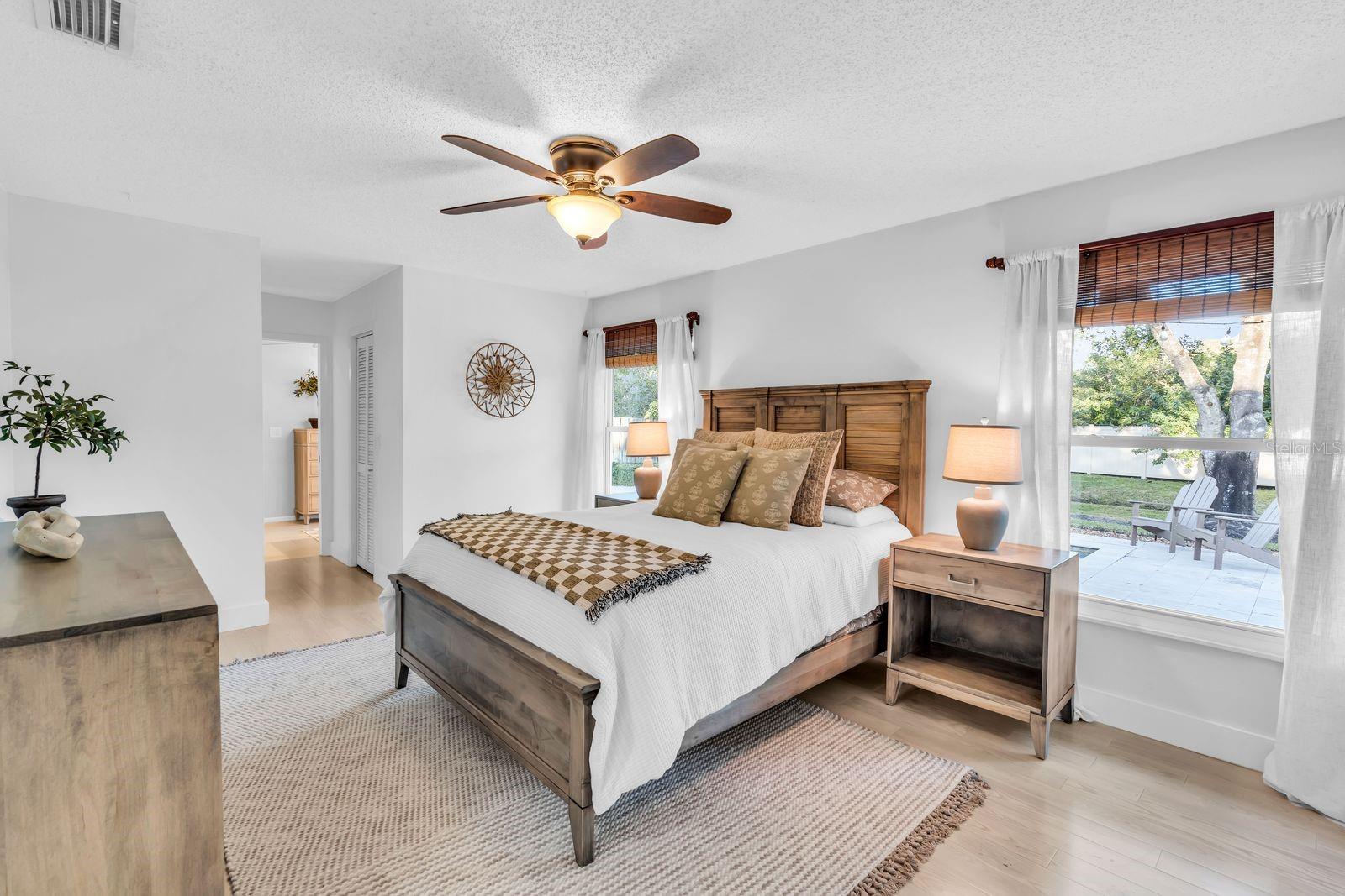 Image 27 of 53 For 1046 Greystone Lane