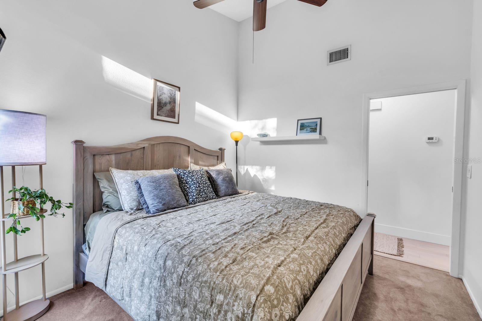 Image 34 of 53 For 1046 Greystone Lane