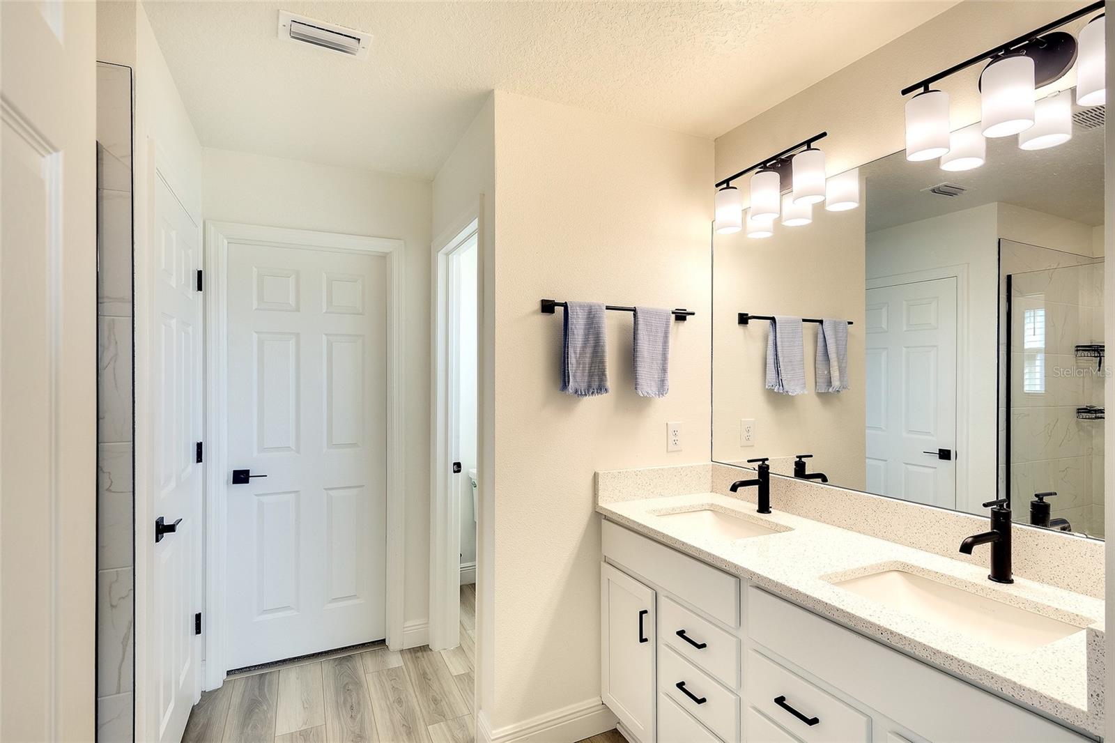 Image 23 of 30 For 11507 Gallatin Trail