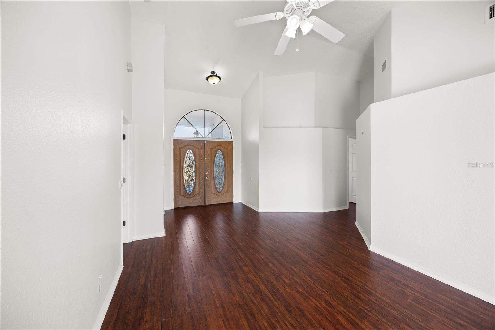 Image 20 of 45 For 2108 Nuremberg Boulevard