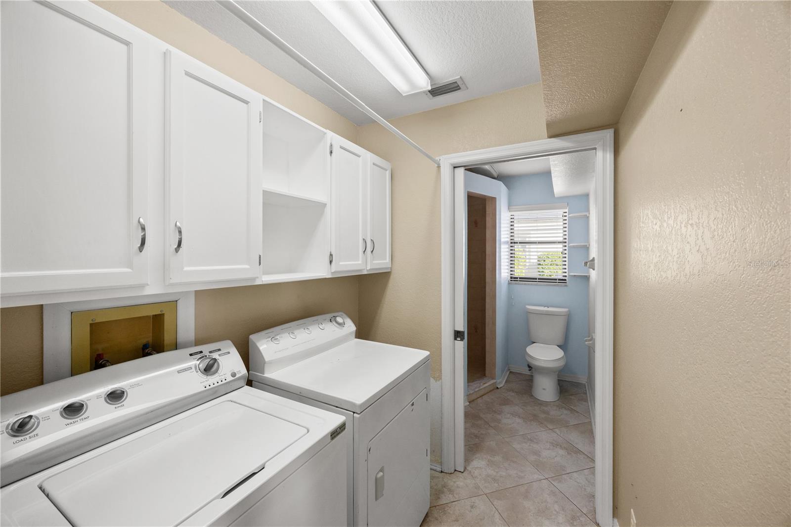 Image 28 of 45 For 2108 Nuremberg Boulevard