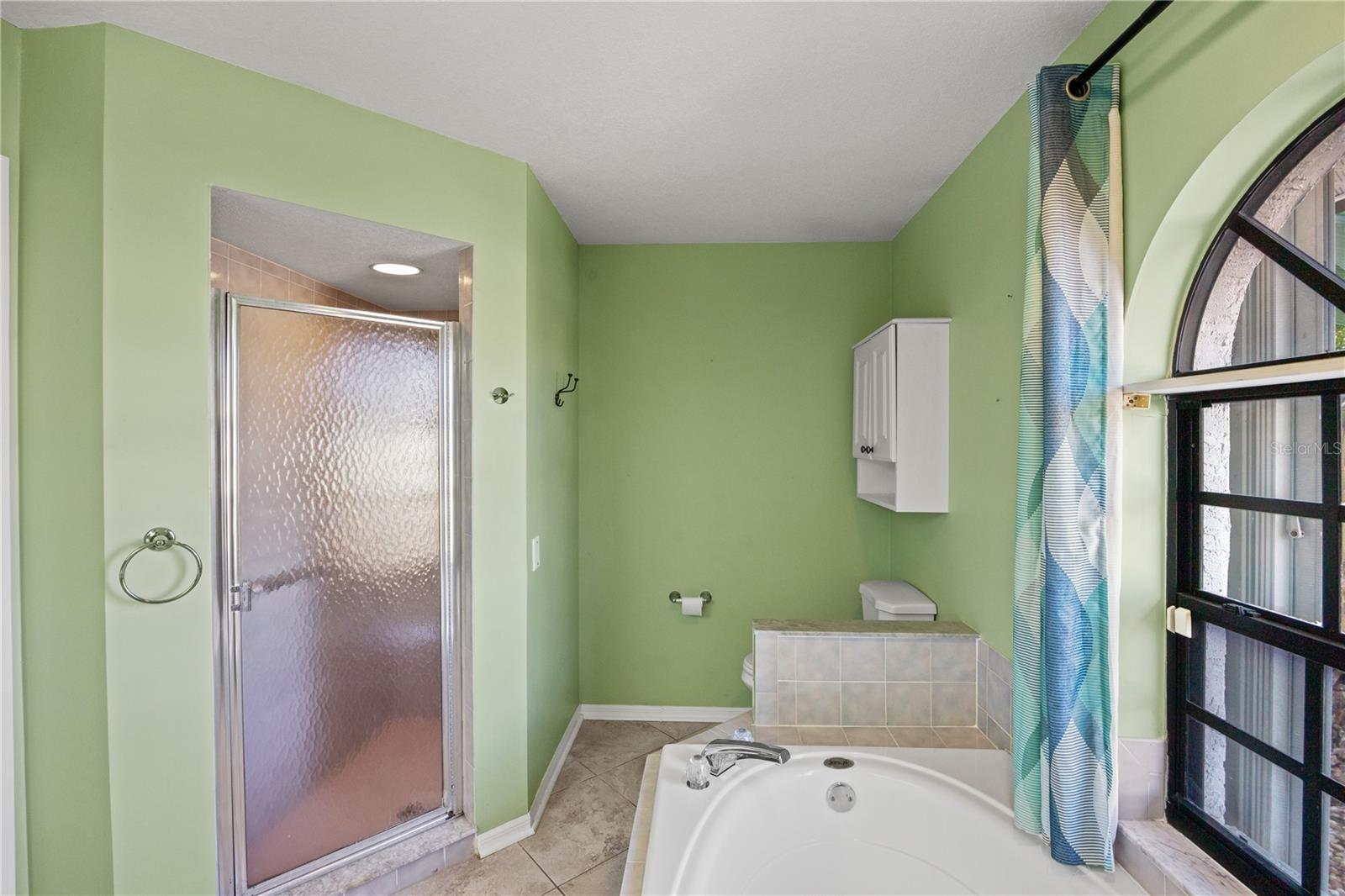 Image 33 of 45 For 2108 Nuremberg Boulevard