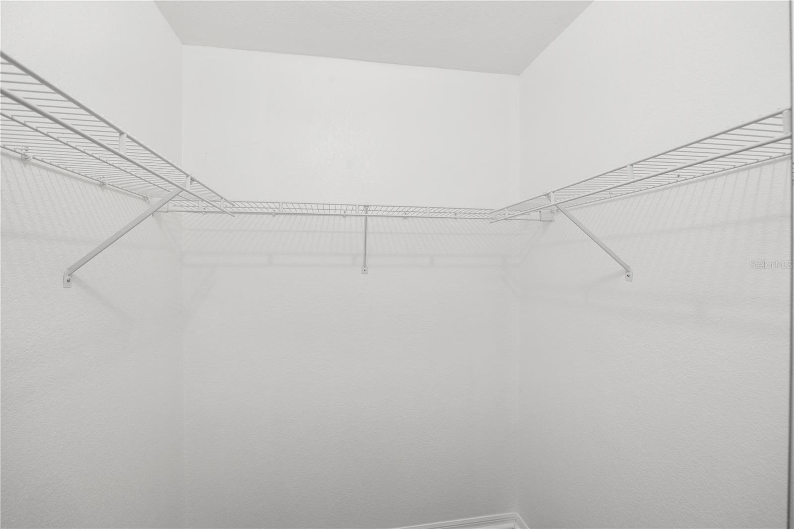 Image 35 of 45 For 2108 Nuremberg Boulevard