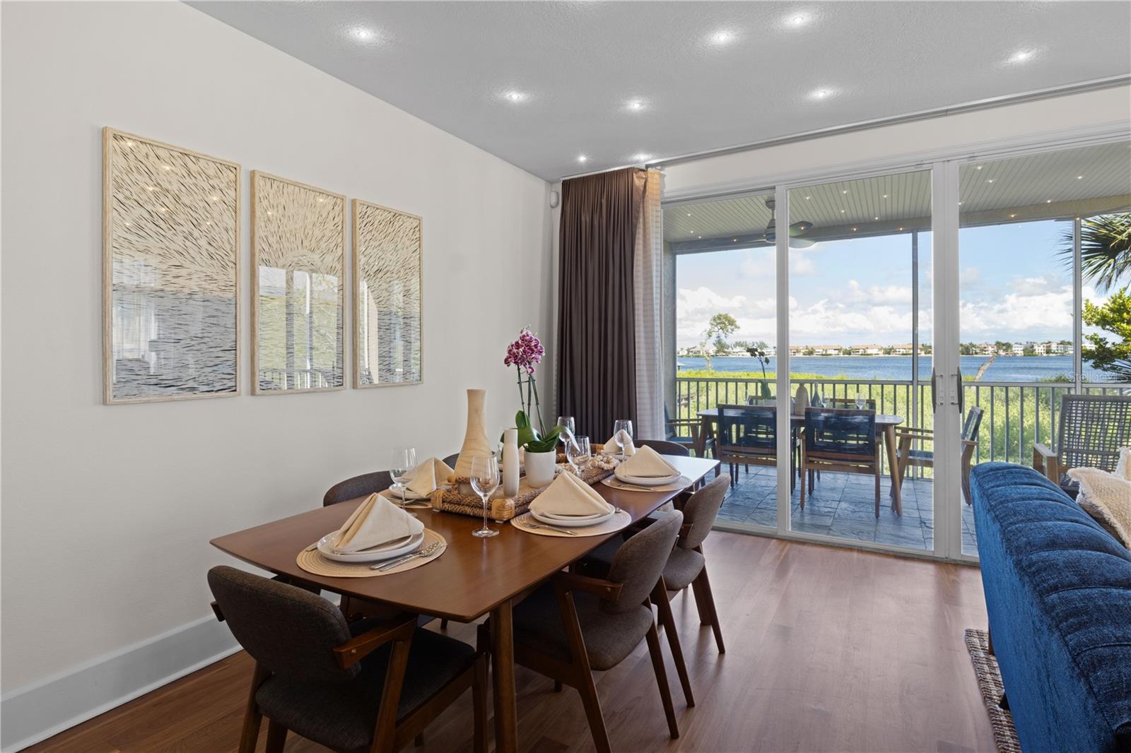 Image 11 of 73 For 301 17th Street N