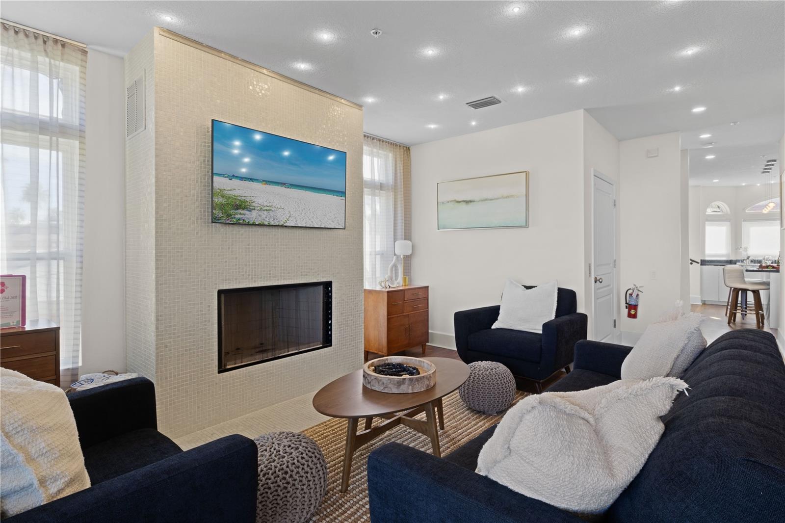 Image 15 of 73 For 301 17th Street N