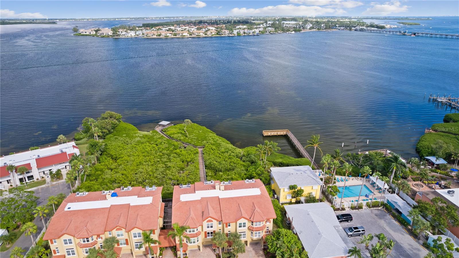 Image 2 of 73 For 301 17th Street N