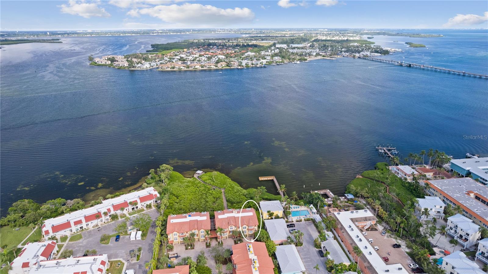 Image 3 of 73 For 301 17th Street N