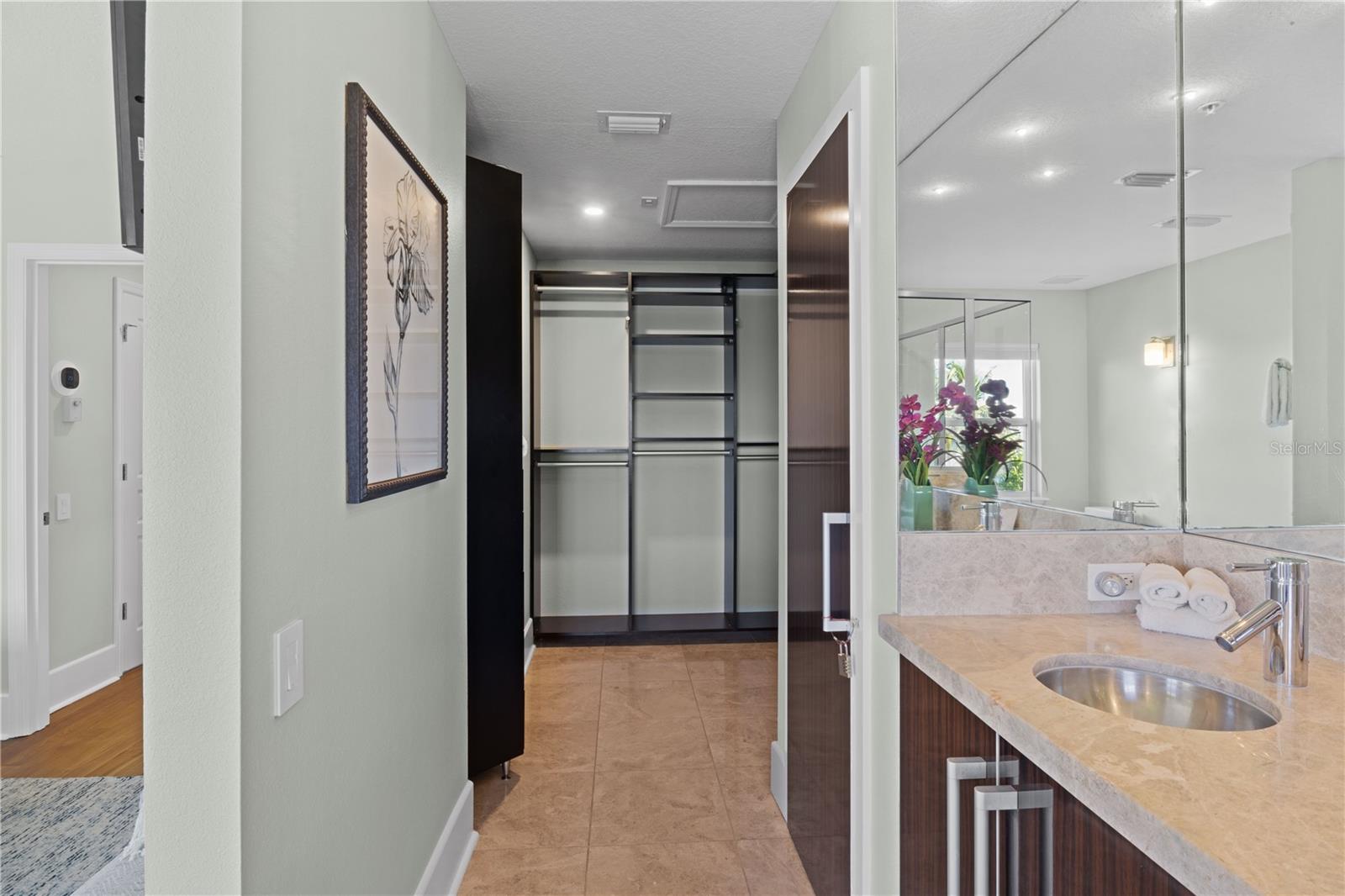 Image 43 of 73 For 301 17th Street N