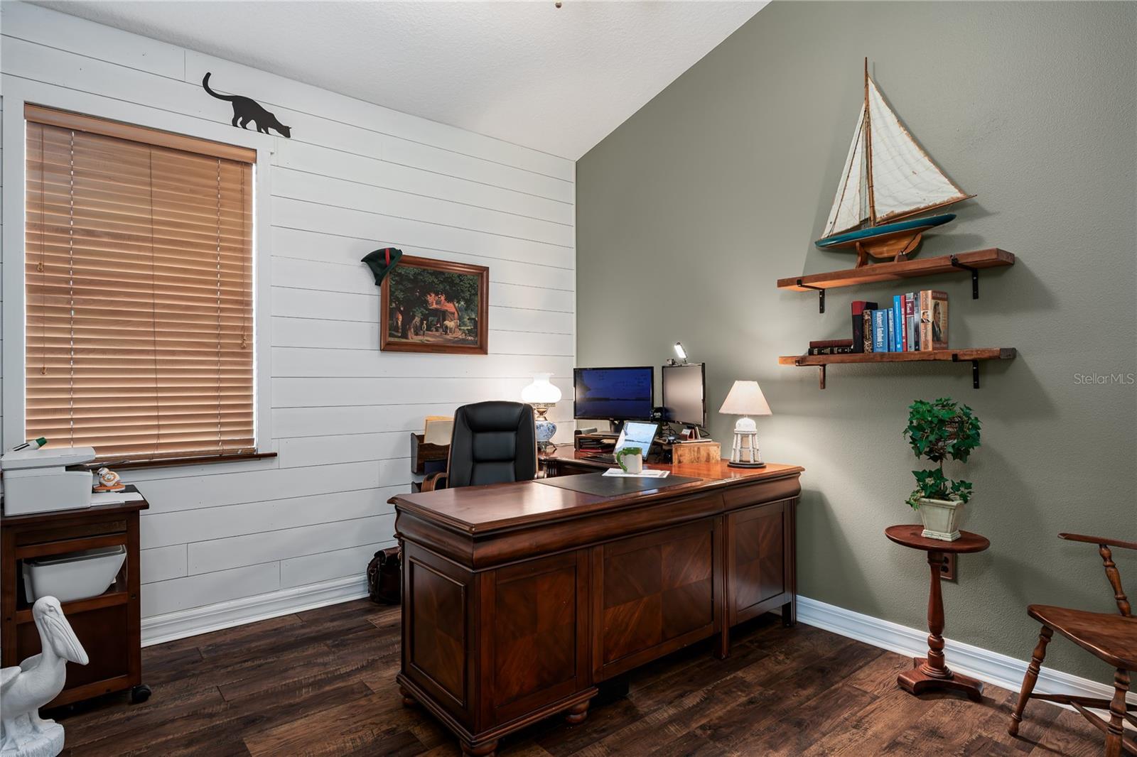 Image 28 of 65 For 6552 Tailfeather Way