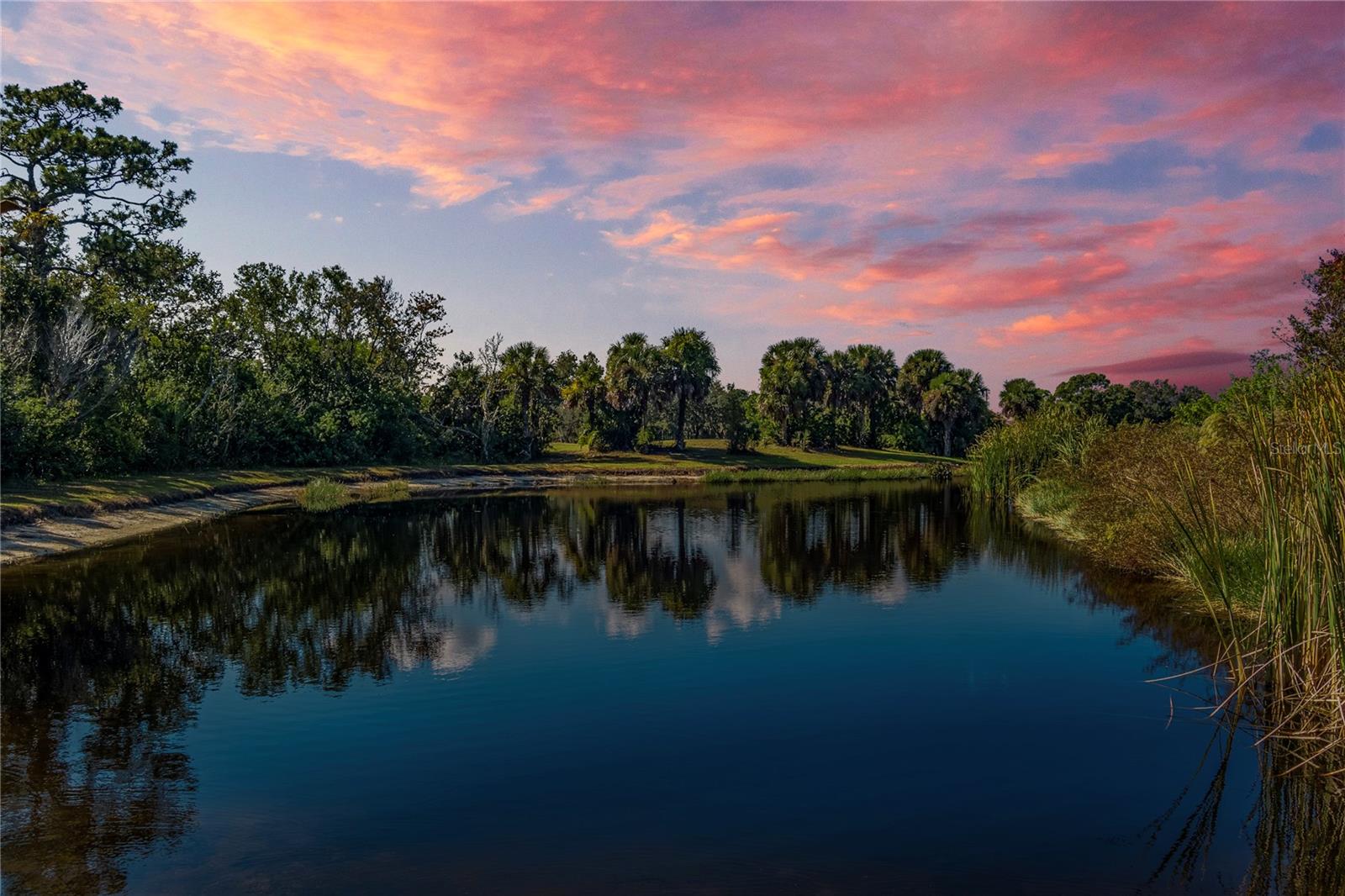 Image 54 of 65 For 6552 Tailfeather Way