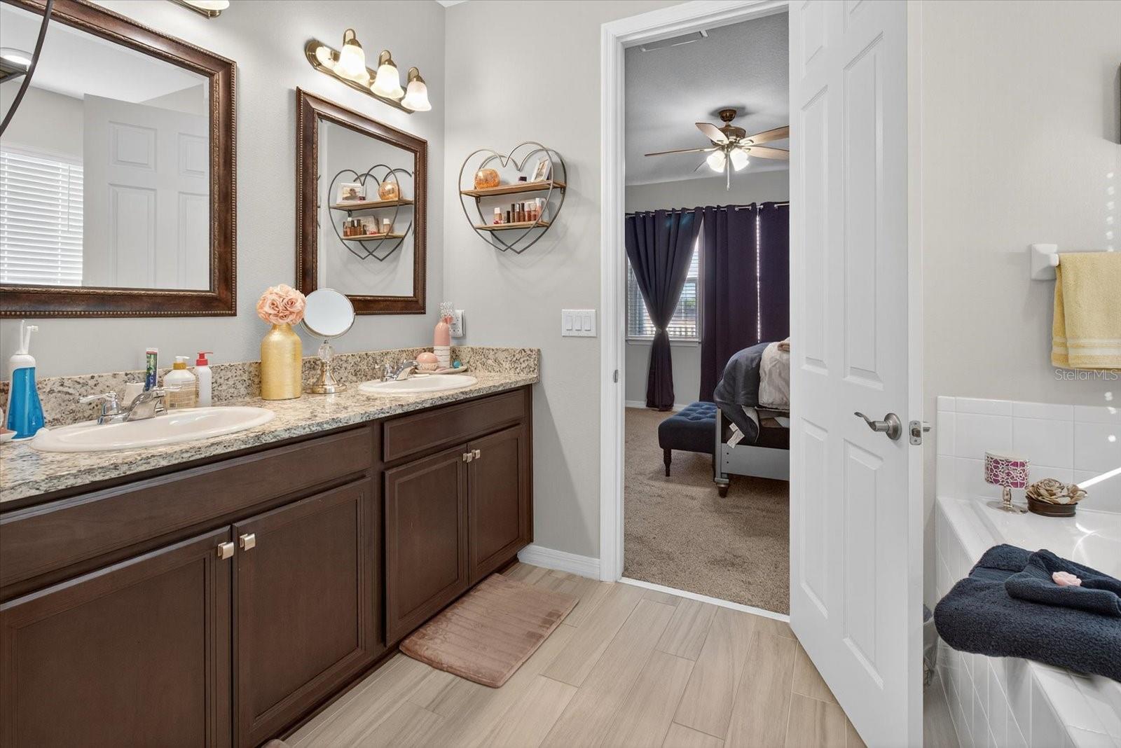 Image 40 of 86 For 11823 Tetrafin Drive