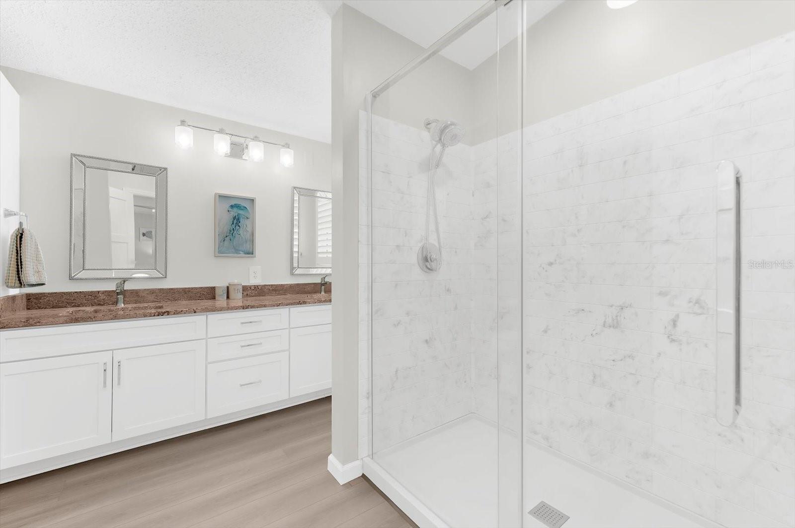 Image 36 of 80 For 6922 Bayou Lane