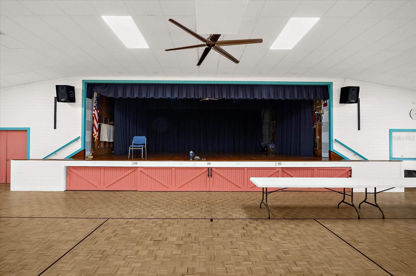 Image 46 of 80 For 6922 Bayou Lane