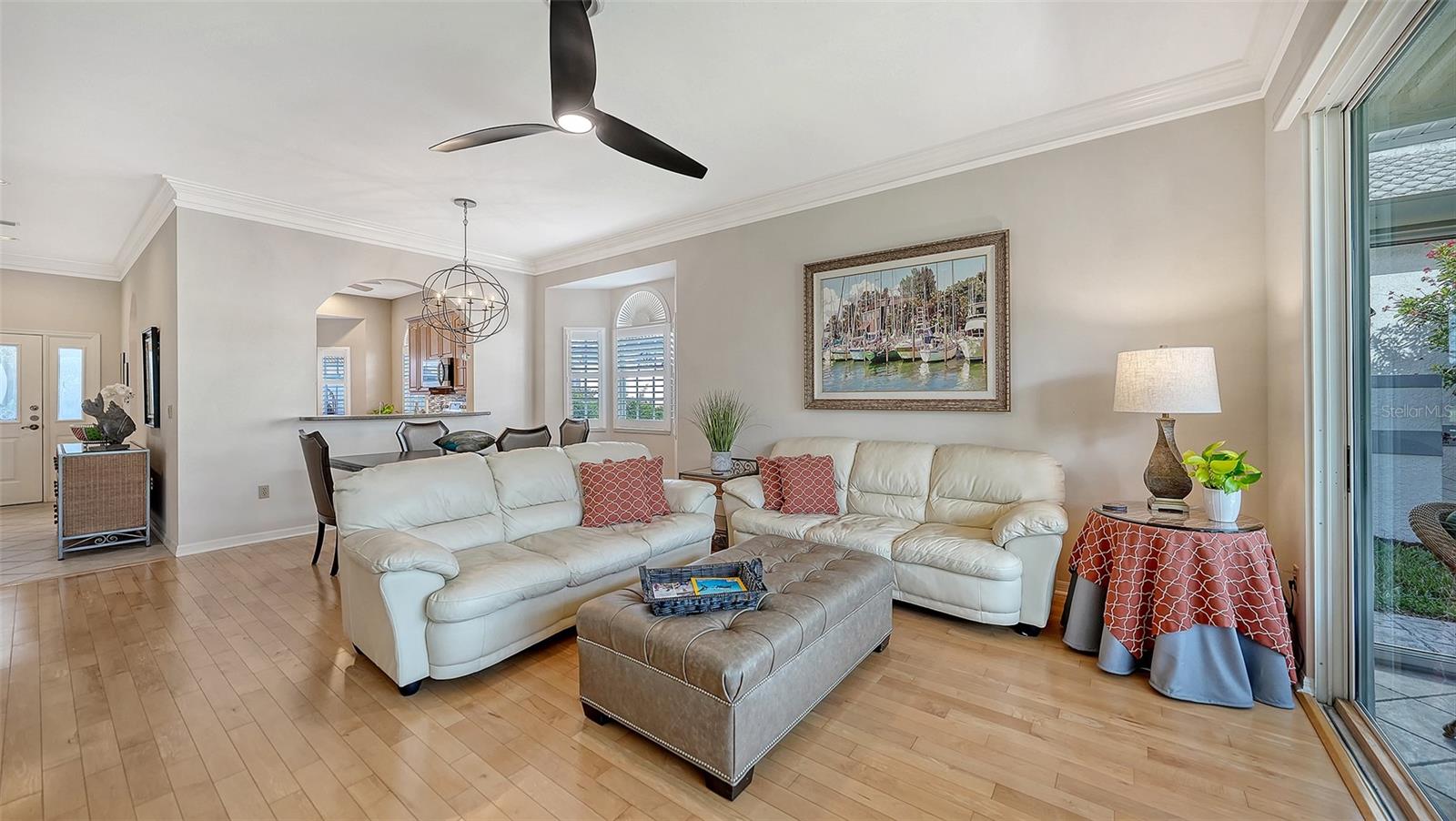 Image 16 of 50 For 5701 Long Common Circle 13