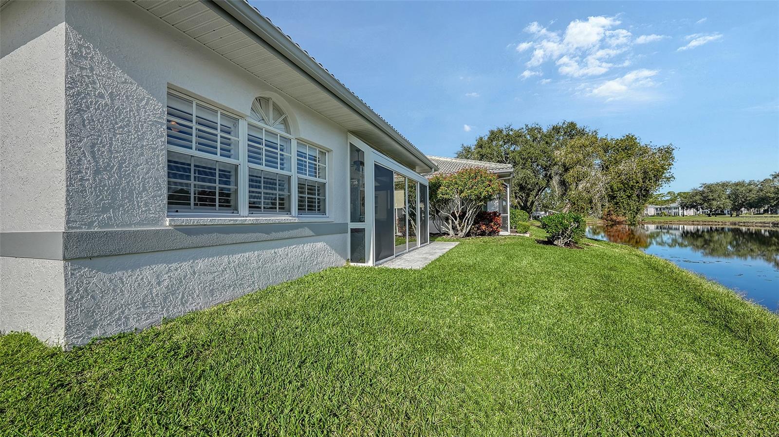 Image 34 of 50 For 5701 Long Common Circle 13