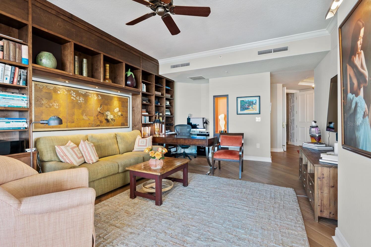 Image 18 of 68 For 35 Watergate Drive 1201