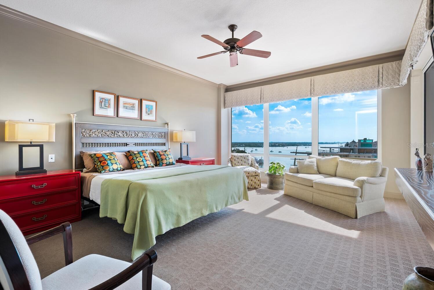 Image 19 of 68 For 35 Watergate Drive 1201