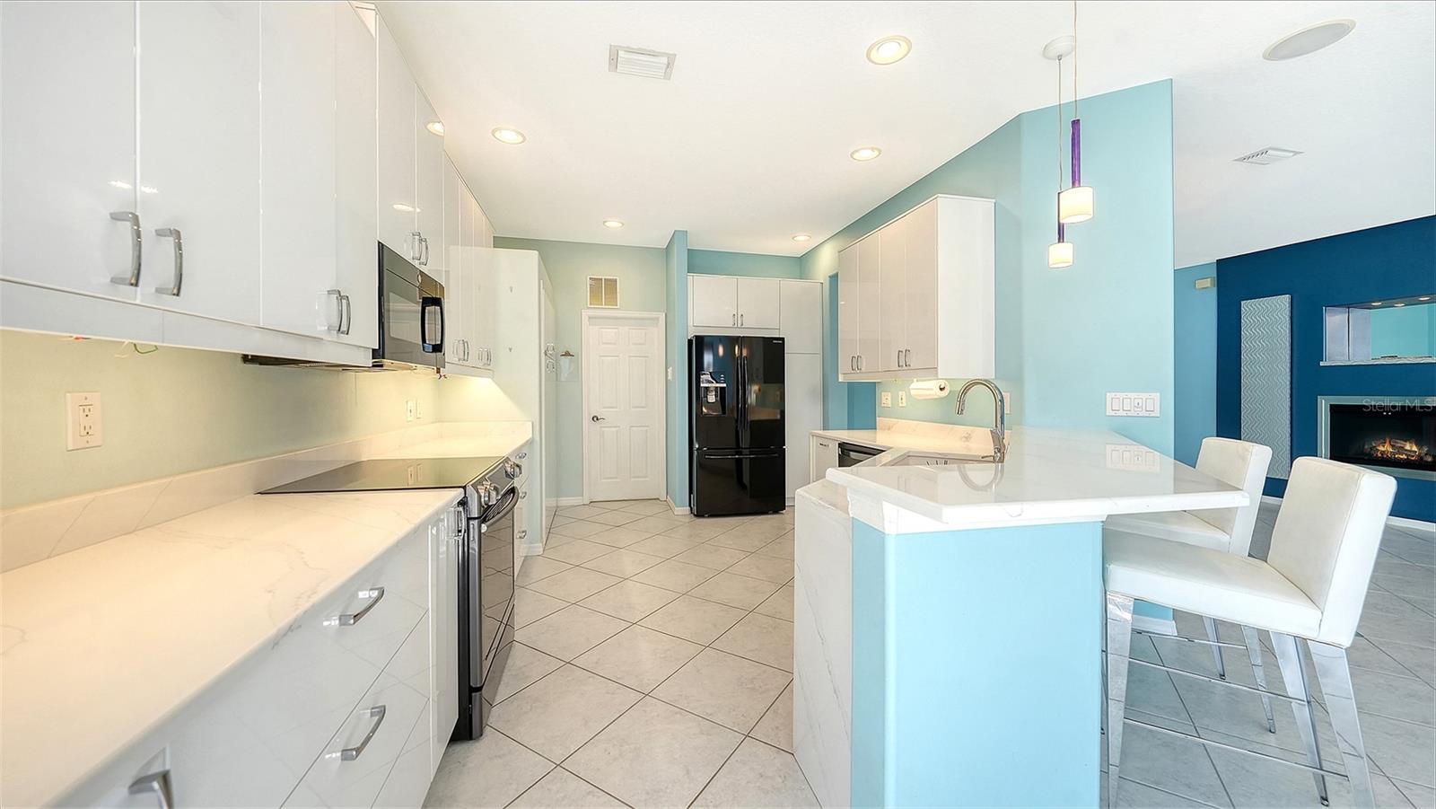 Image 17 of 74 For 4160 Mackay Falls Terrace