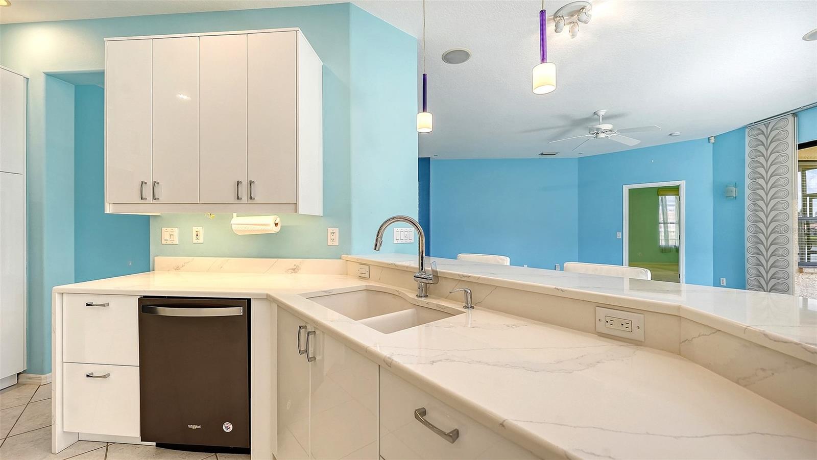 Image 20 of 74 For 4160 Mackay Falls Terrace