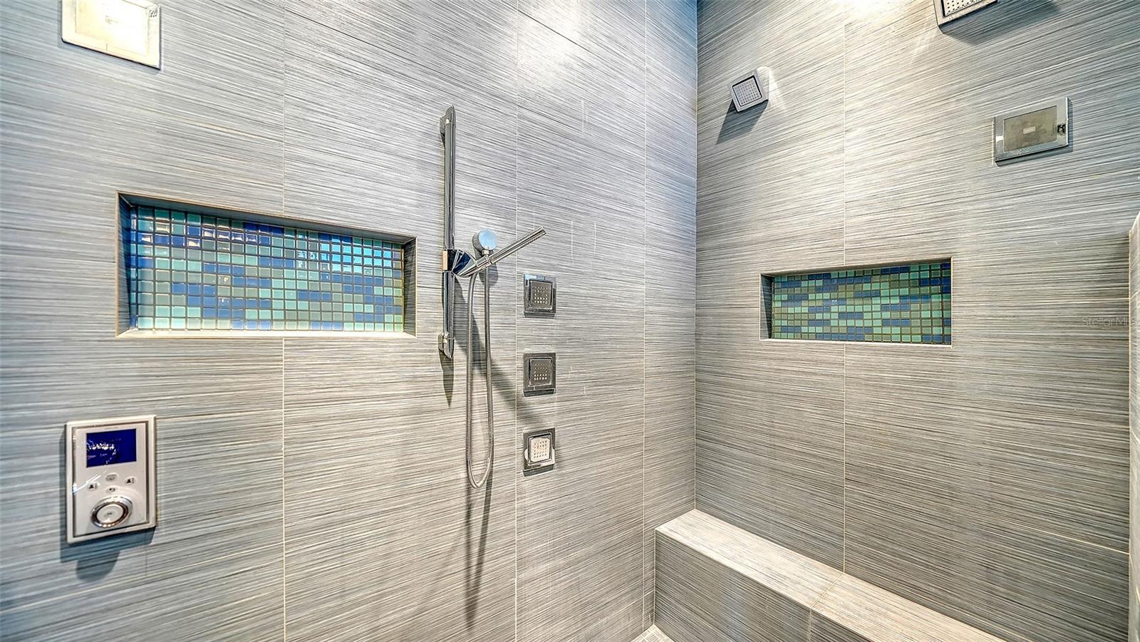 Image 33 of 74 For 4160 Mackay Falls Terrace