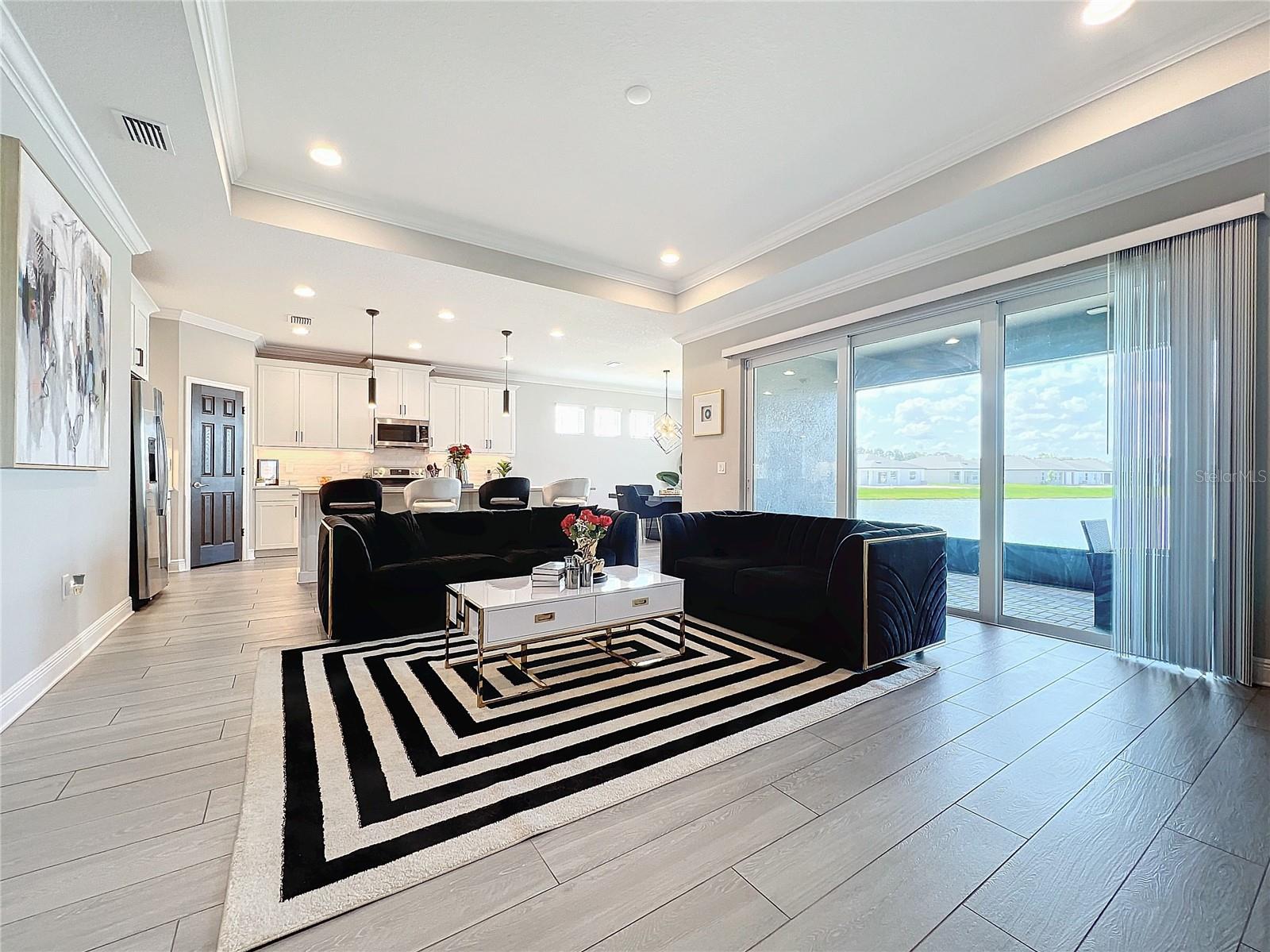 Image 28 of 81 For 5559 Trevesta Place