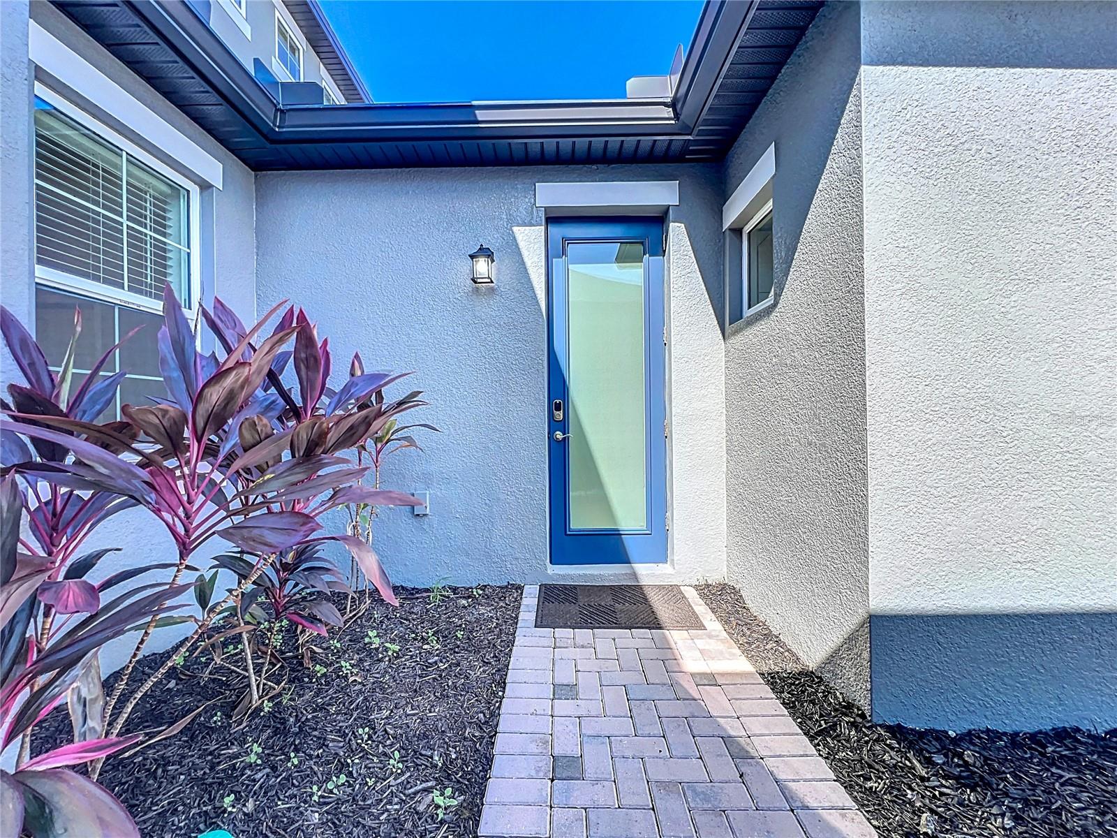 Image 31 of 81 For 5559 Trevesta Place