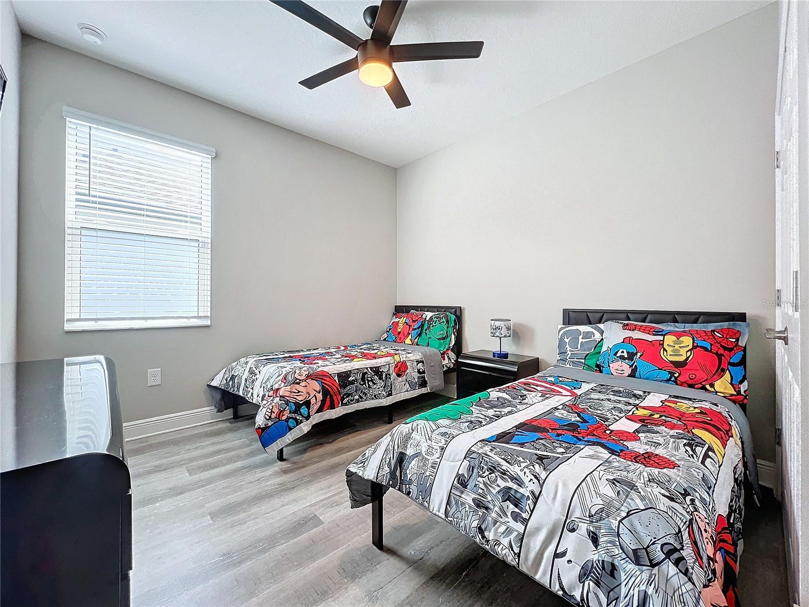 Image 45 of 81 For 5559 Trevesta Place