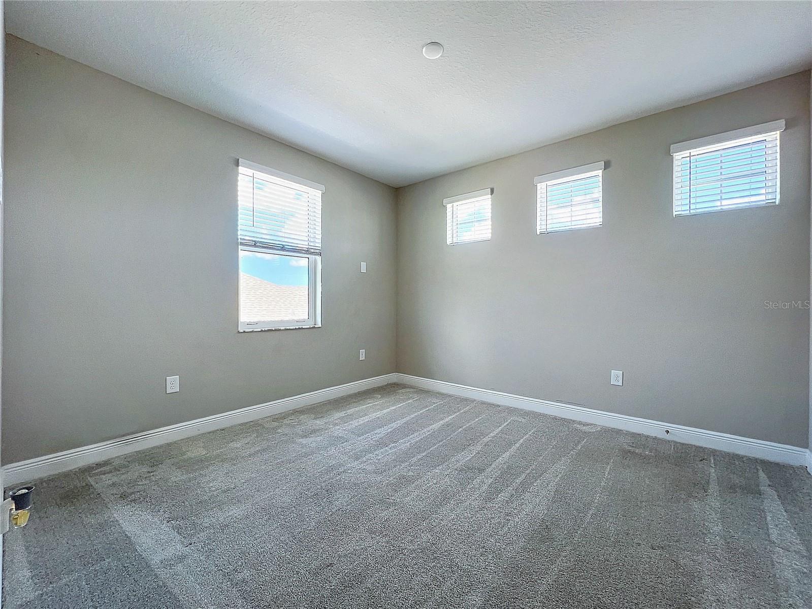 Image 51 of 81 For 5559 Trevesta Place