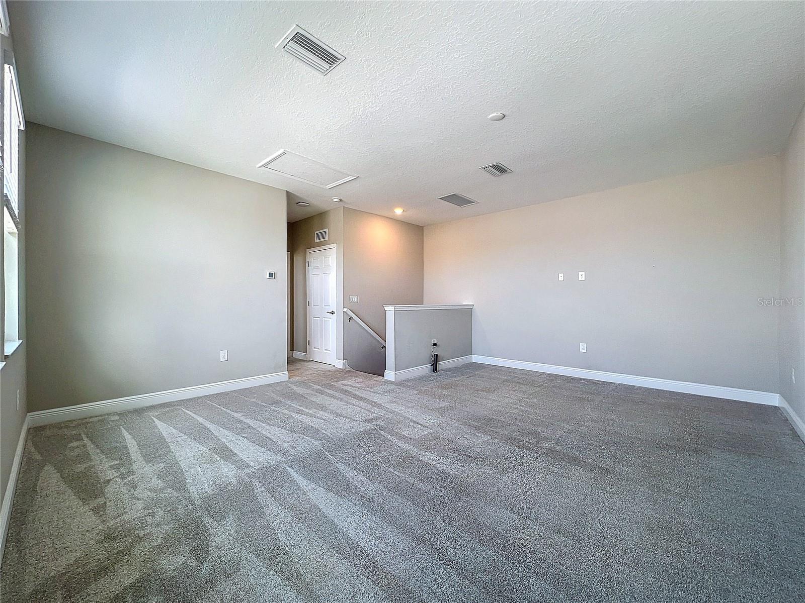 Image 55 of 81 For 5559 Trevesta Place