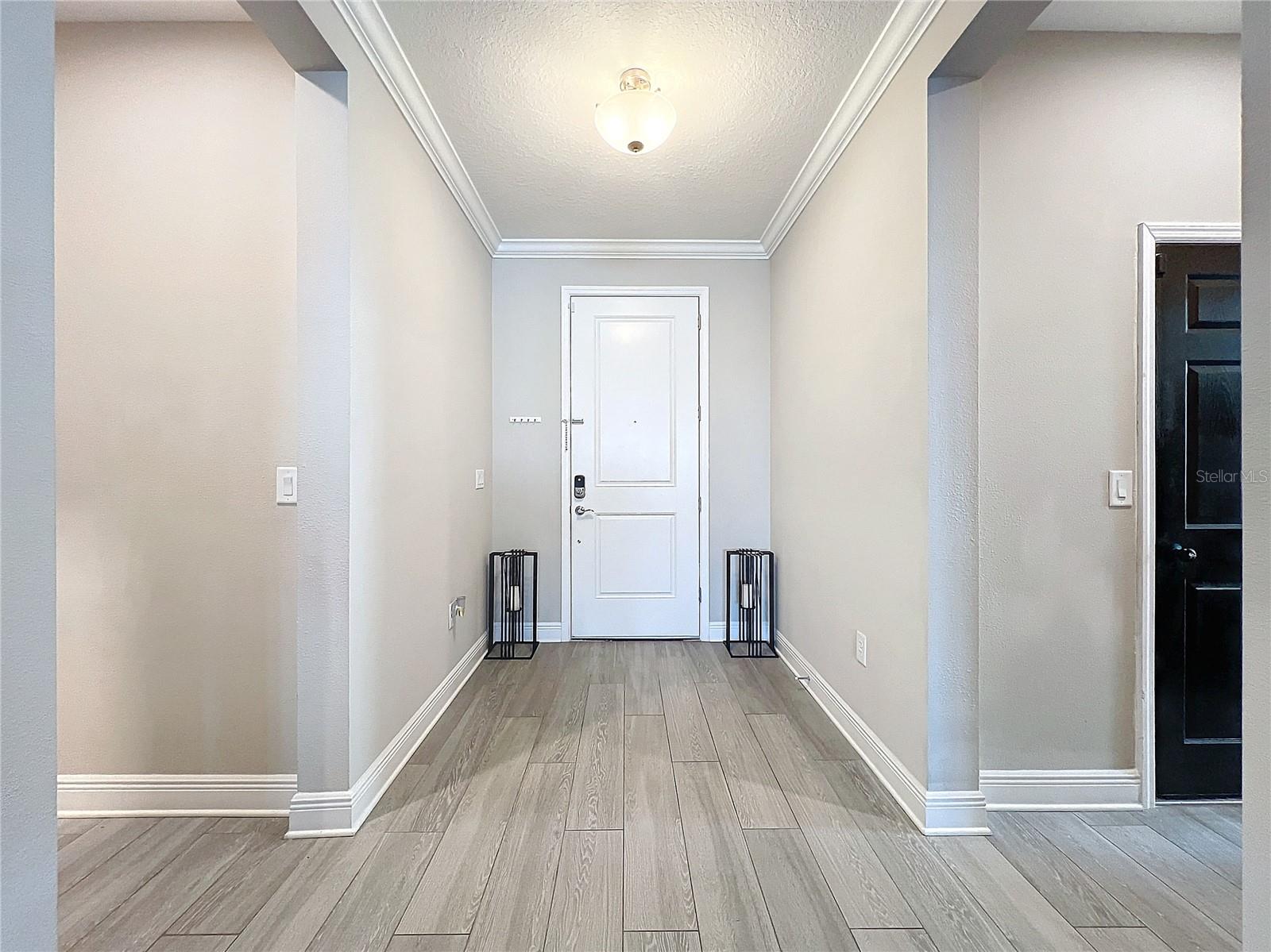 Image 57 of 81 For 5559 Trevesta Place