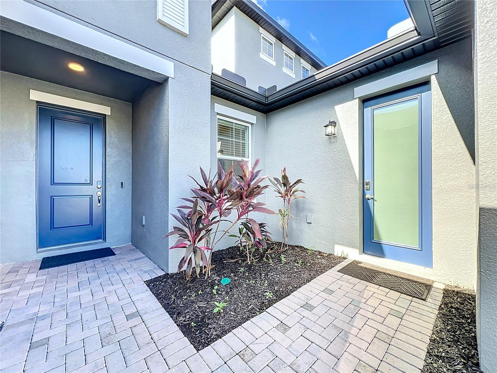 Image 60 of 81 For 5559 Trevesta Place