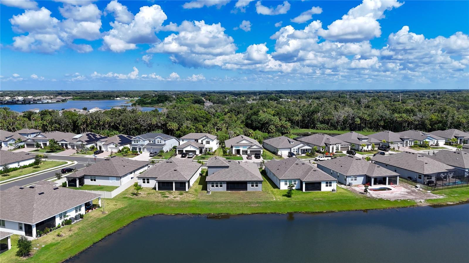 Image 70 of 81 For 5559 Trevesta Place