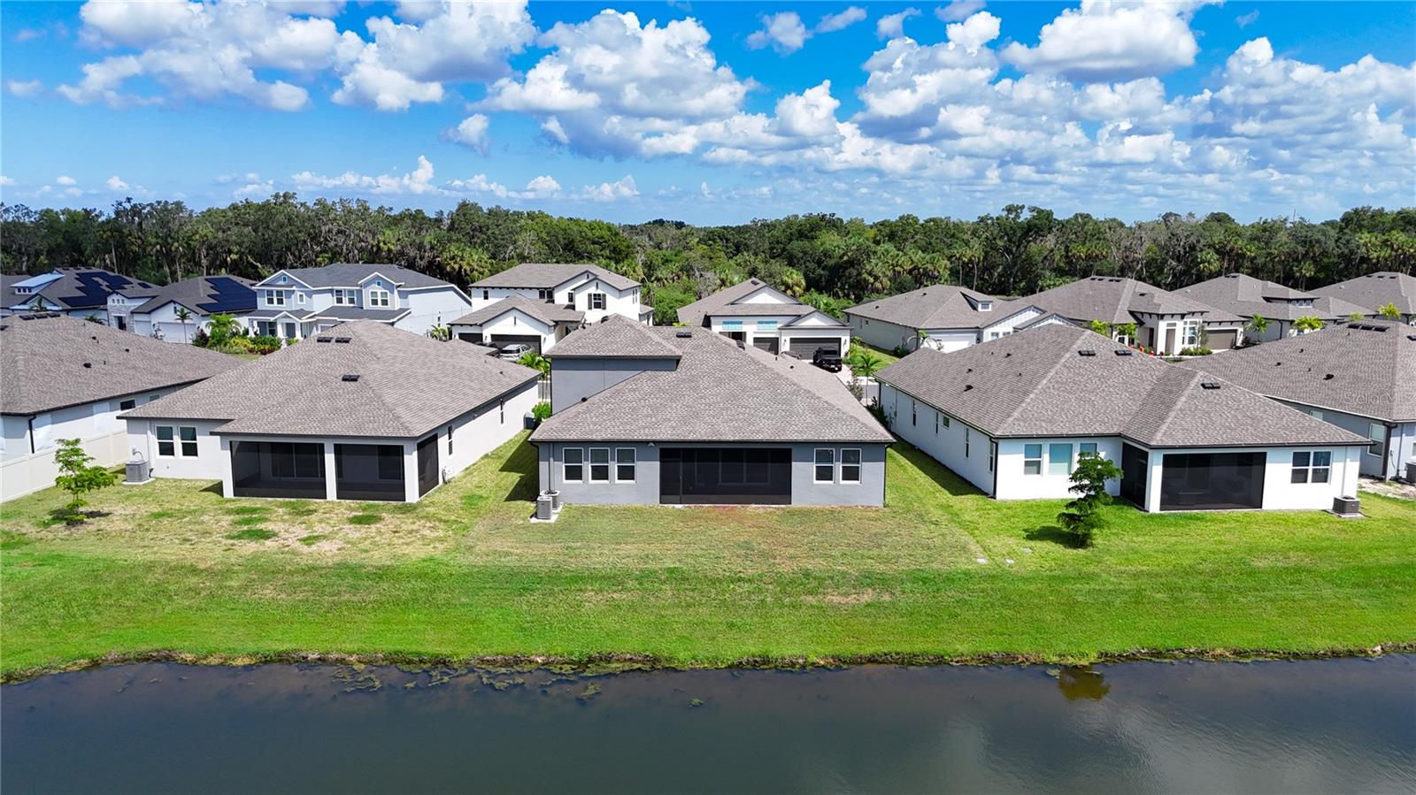 Image 71 of 81 For 5559 Trevesta Place