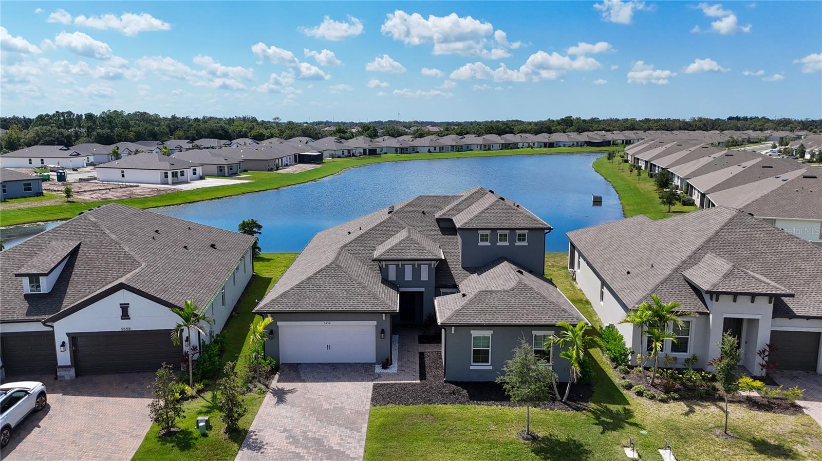 Image 78 of 81 For 5559 Trevesta Place