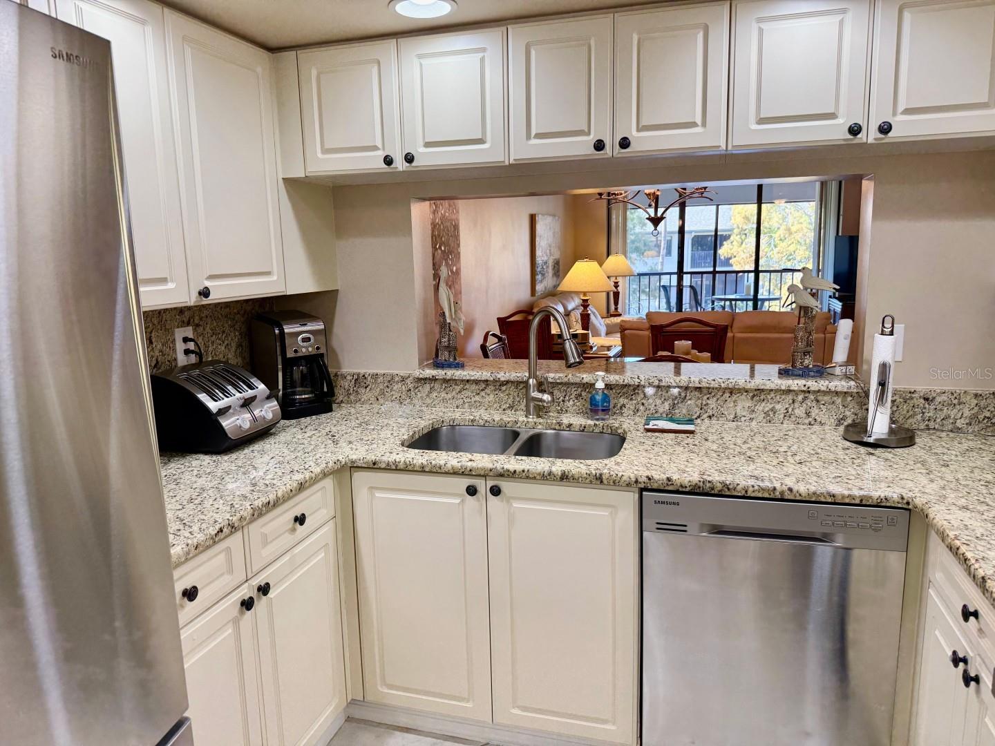 Image 16 of 84 For 4330 47th Avenue W 202