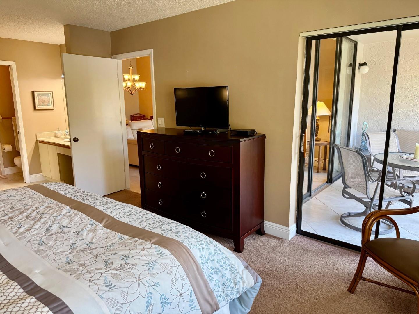 Image 21 of 84 For 4330 47th Avenue W 202