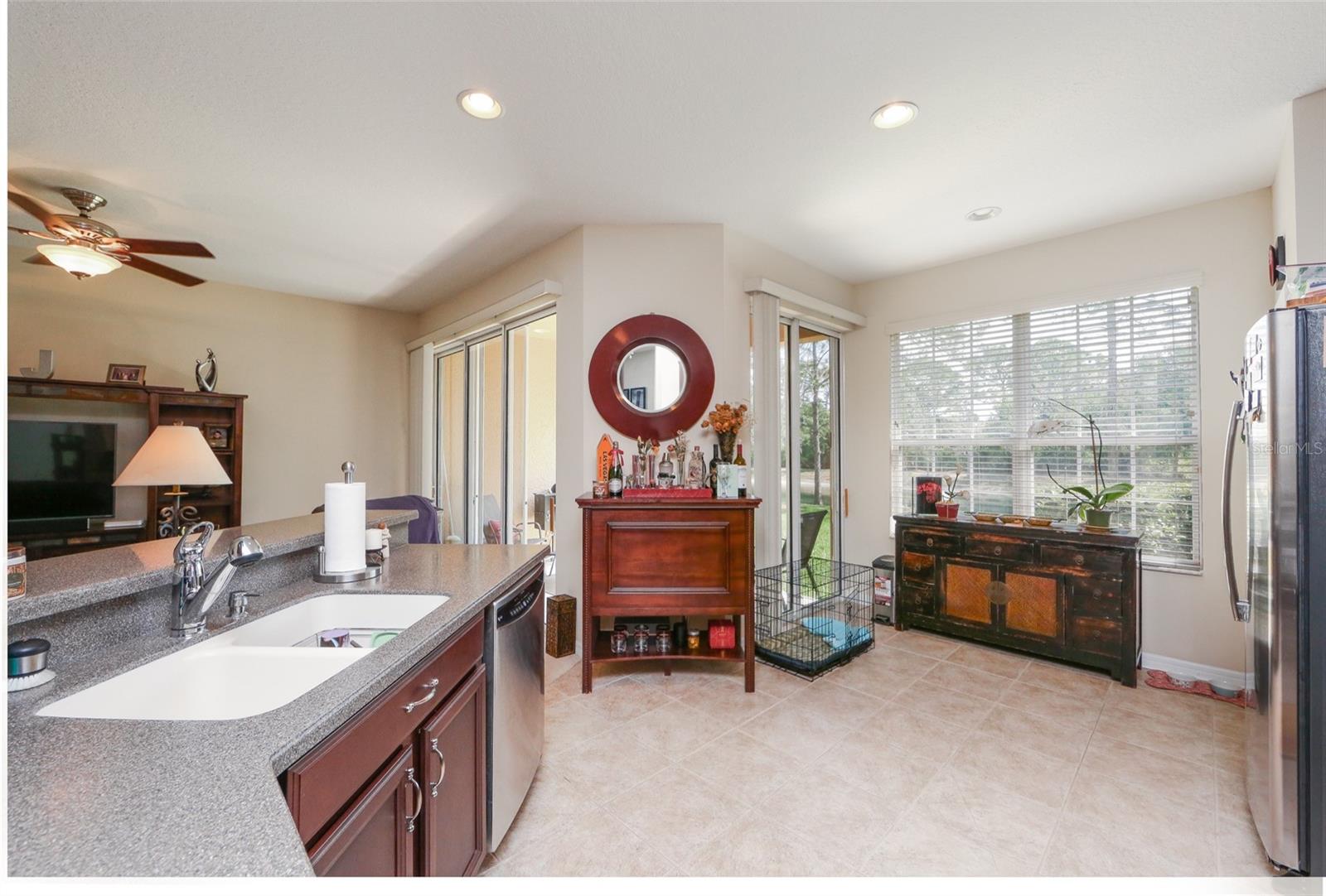 Image 3 of 22 For 8114 Villa Grande Court