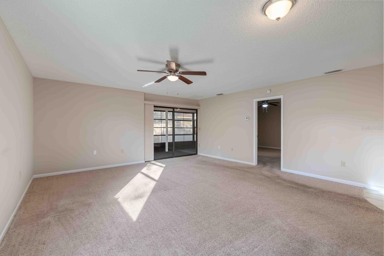 Image 8 of 34 For 121 Oak Hill Drive 1