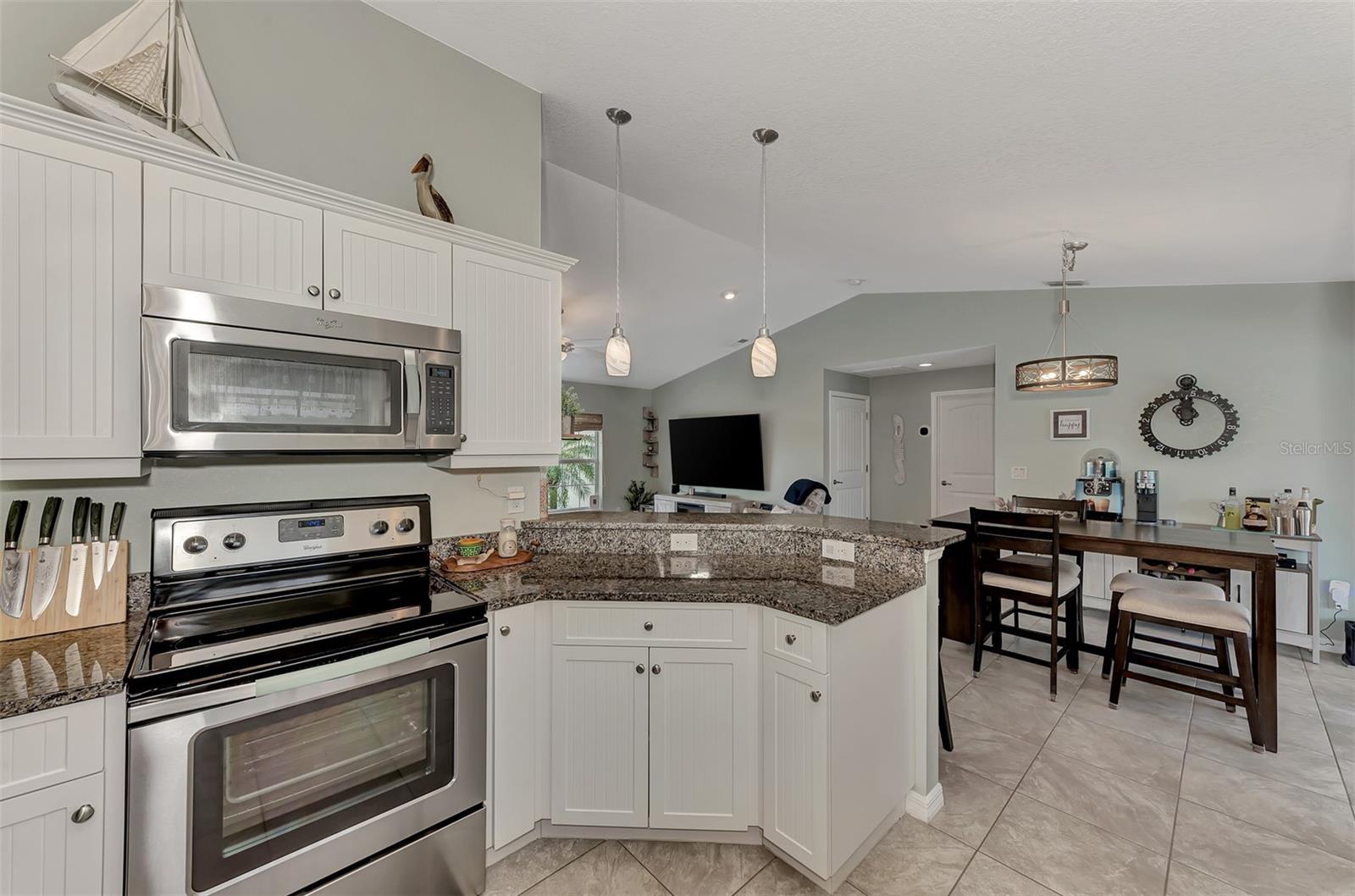 Image 12 of 47 For 8 Amidship Road