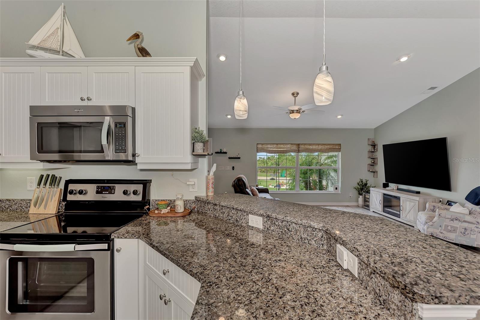 Image 13 of 47 For 8 Amidship Road