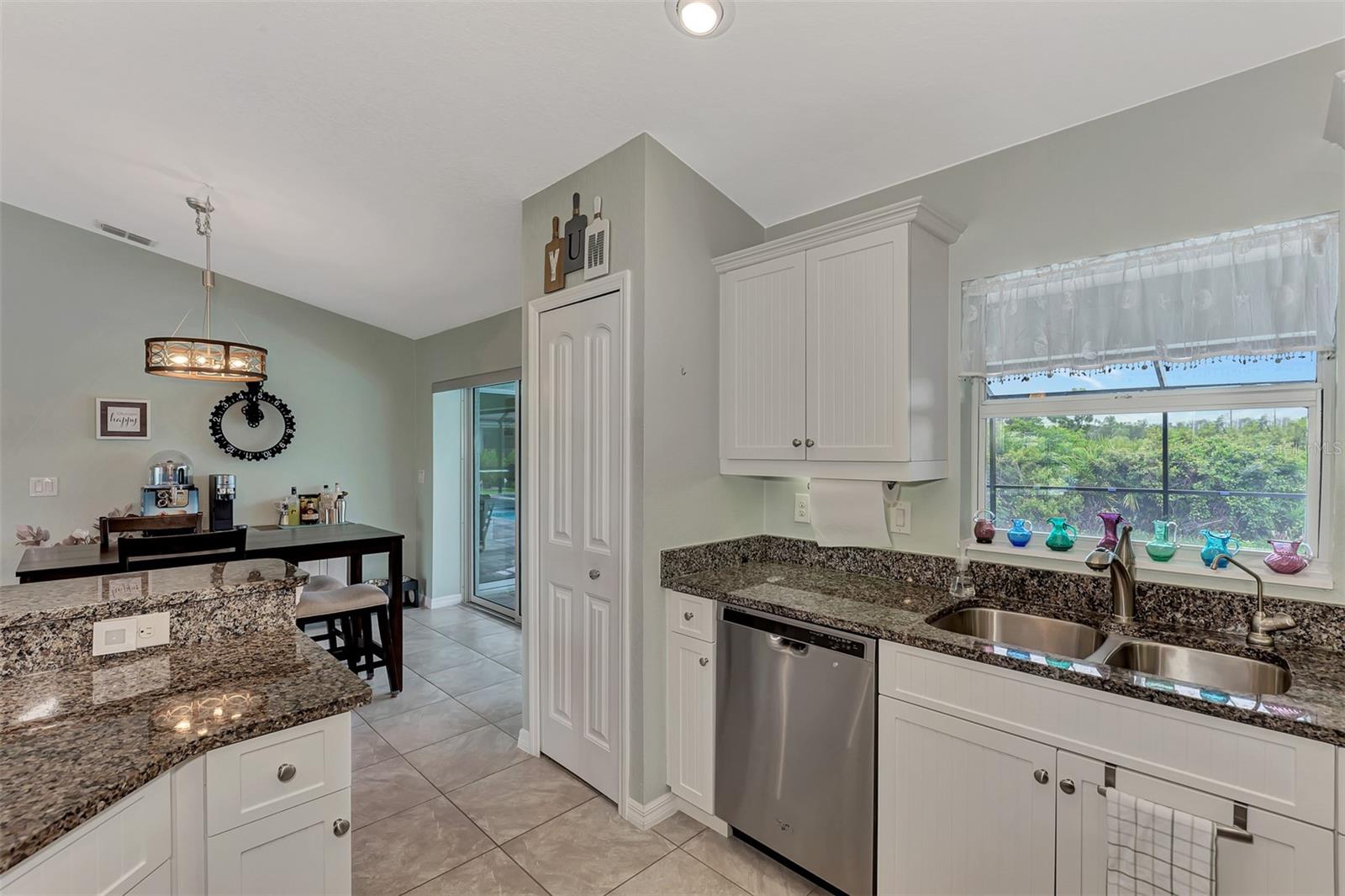 Image 15 of 47 For 8 Amidship Road