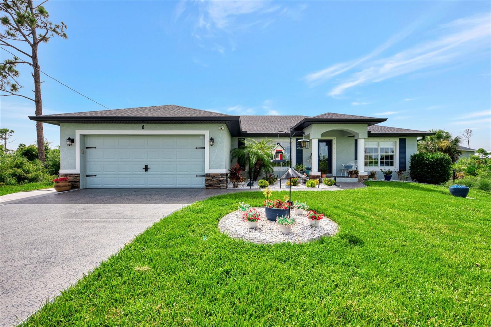 Image 2 of 47 For 8 Amidship Road