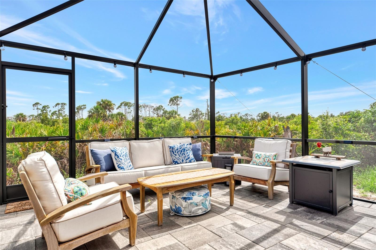 Image 39 of 47 For 8 Amidship Road