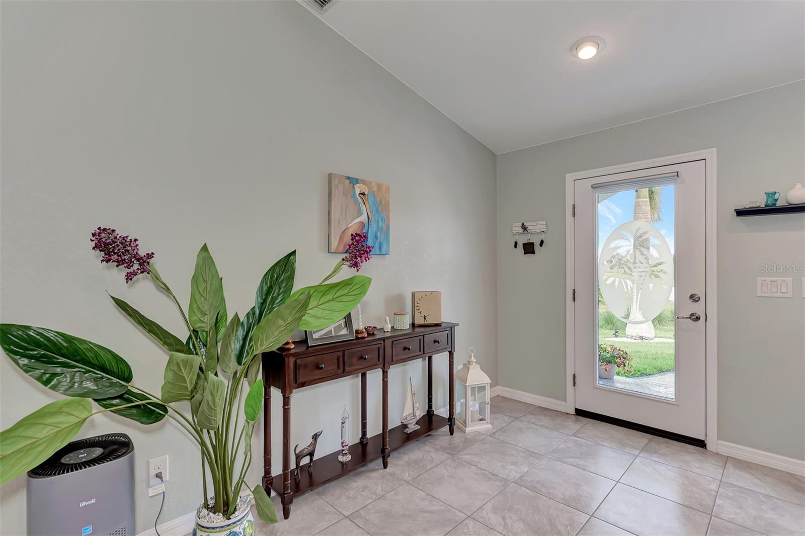 Image 4 of 47 For 8 Amidship Road