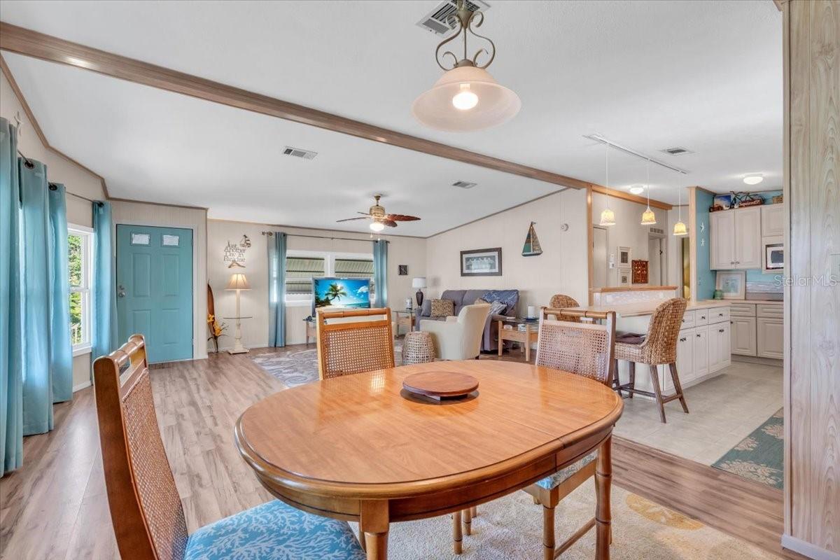 Image 11 of 35 For 8416 Imperial Circle