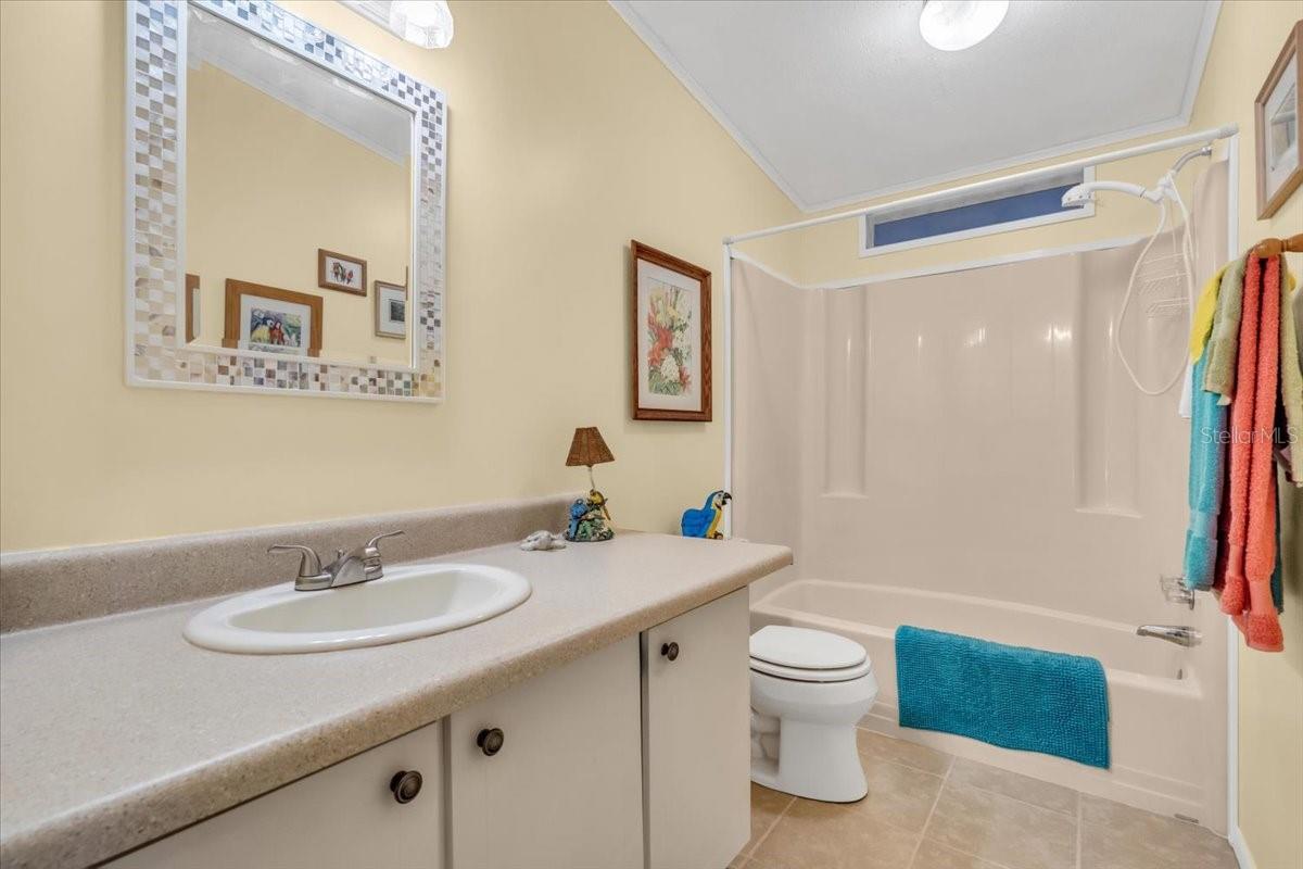 Image 17 of 35 For 8416 Imperial Circle