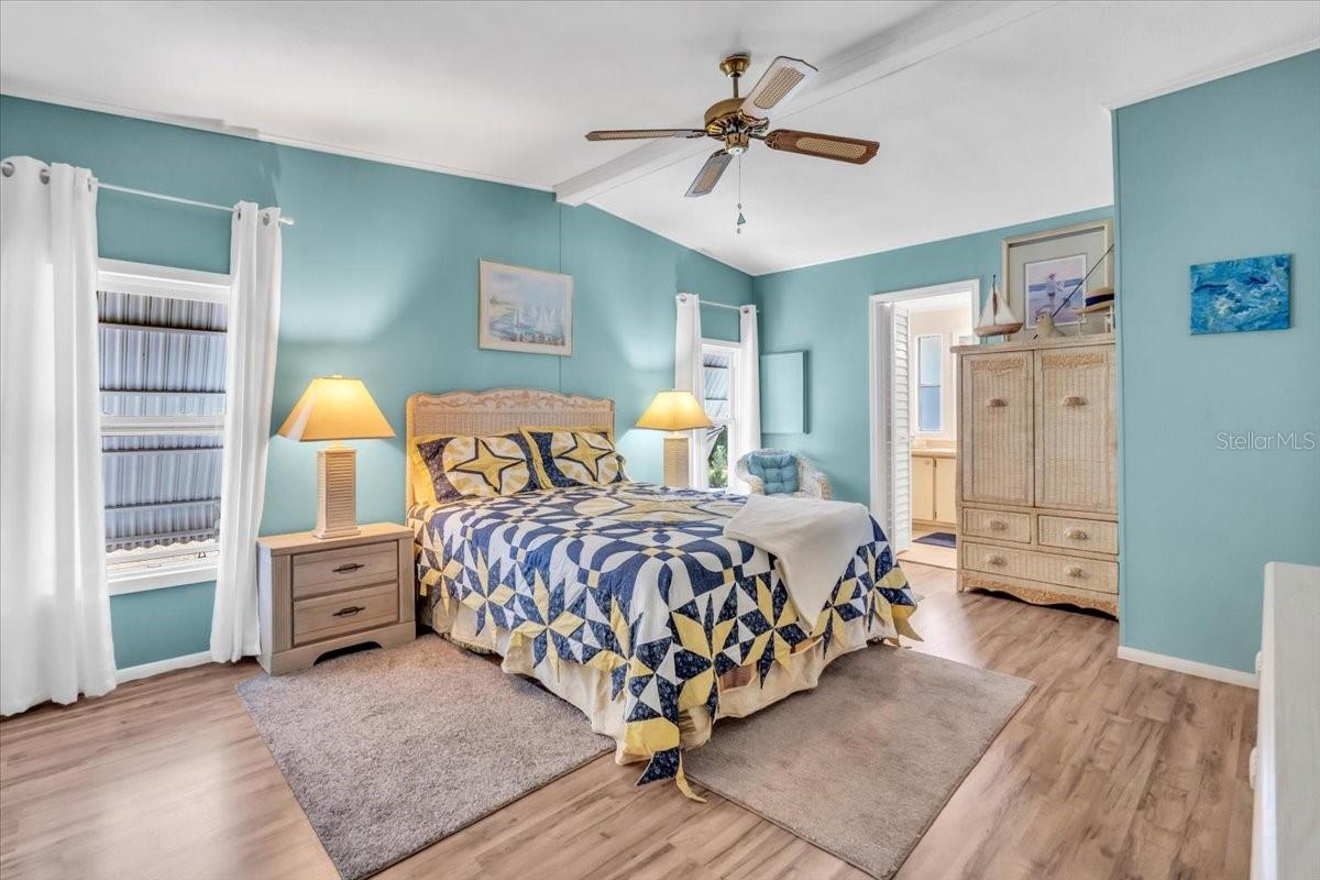 Image 18 of 35 For 8416 Imperial Circle